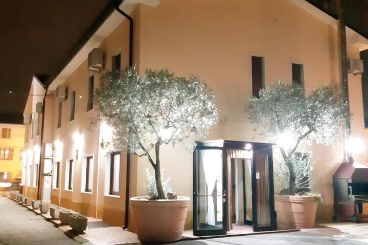 Hotel Ristorante Lilia