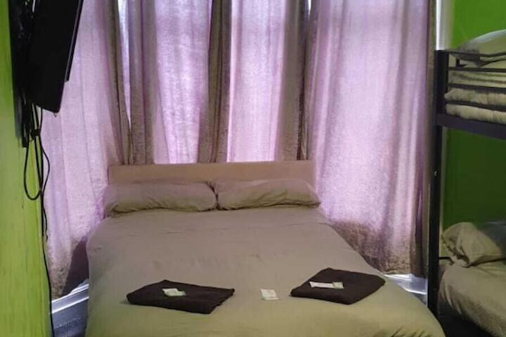 Room 38 of 48