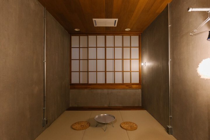 Room 31 of 100
