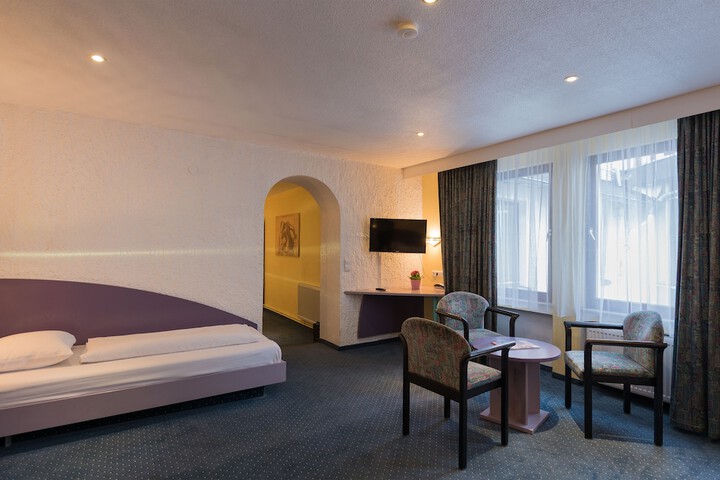 Room 19 of 57