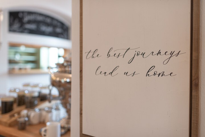 Dining 66 of 97