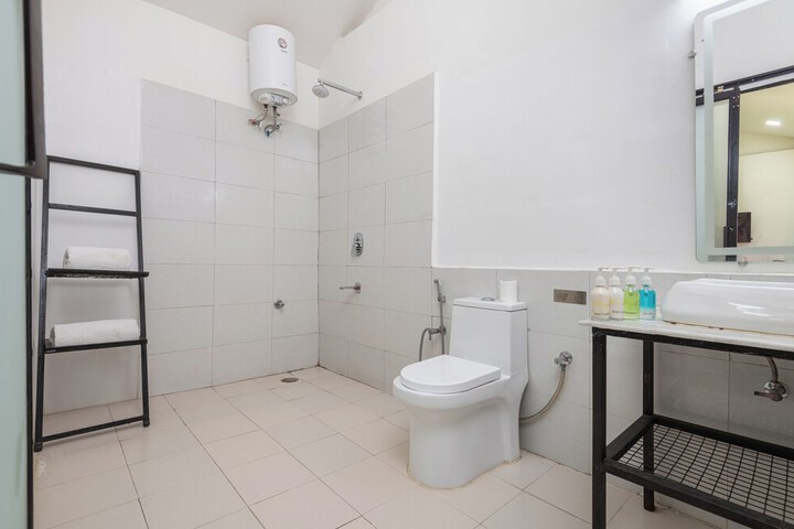 Room 10 of 36