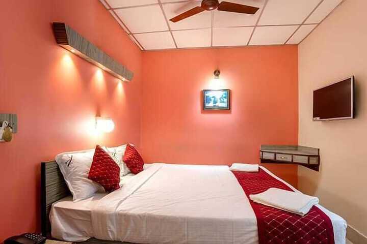 Room 75 of 169