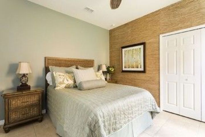 Room 16 of 35
