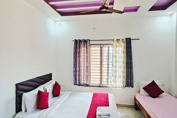 Room 8 of 15