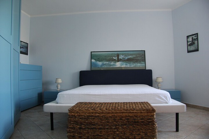 Room 146 of 172
