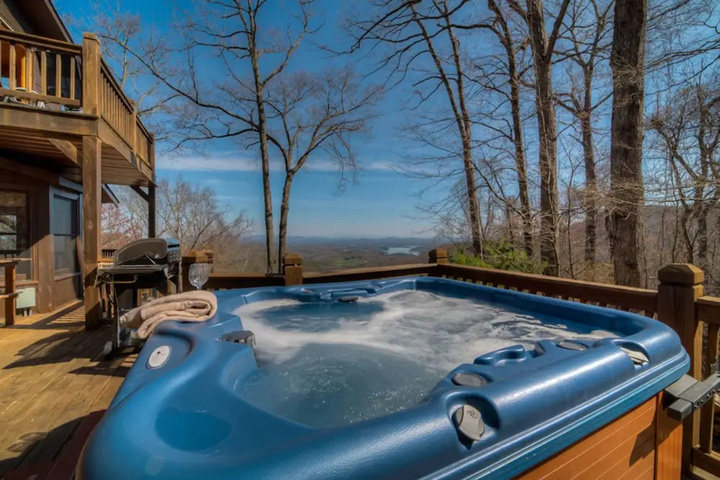 Pool 6 of 10