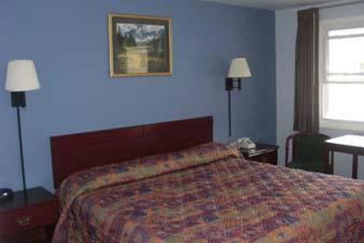Room 3 of 6