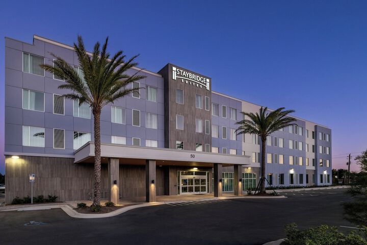Hotel 56 of 61