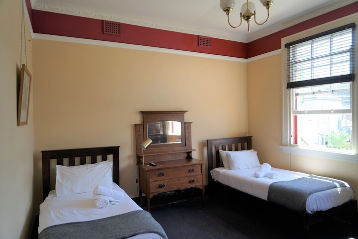 Room 12 of 39