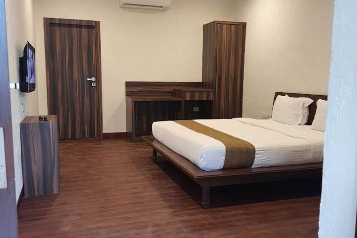Room 14 of 78