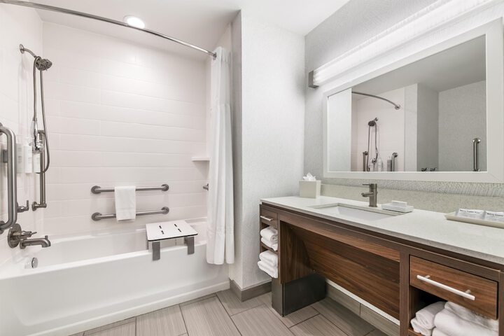 Bathroom shower