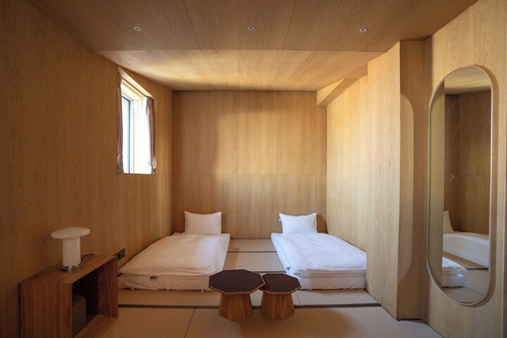 Room 29 of 85