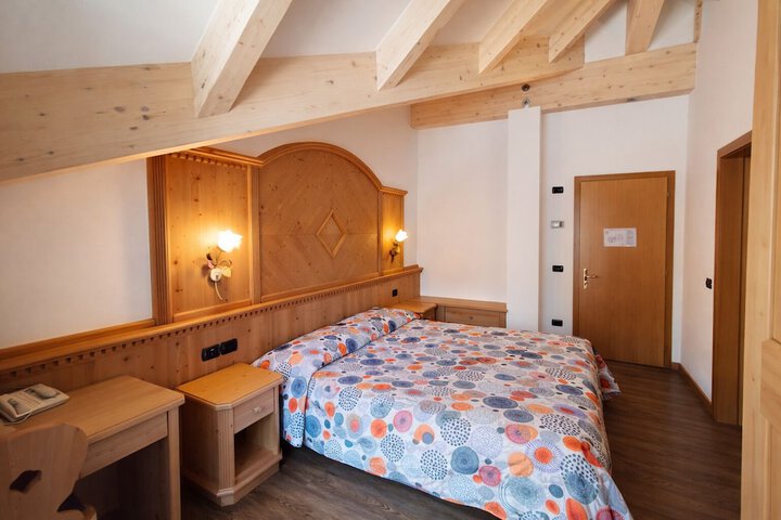 Room 47 of 117