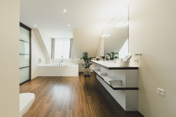 Bath Interior