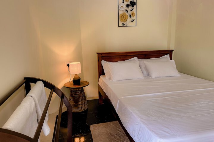 Room 3 of 26
