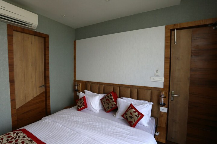 Room 22 of 85
