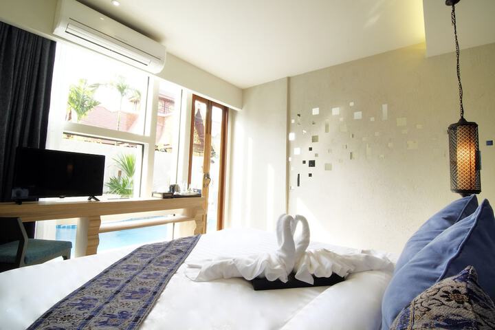 Room 30 of 167