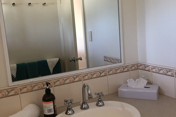 Room 27 of 52