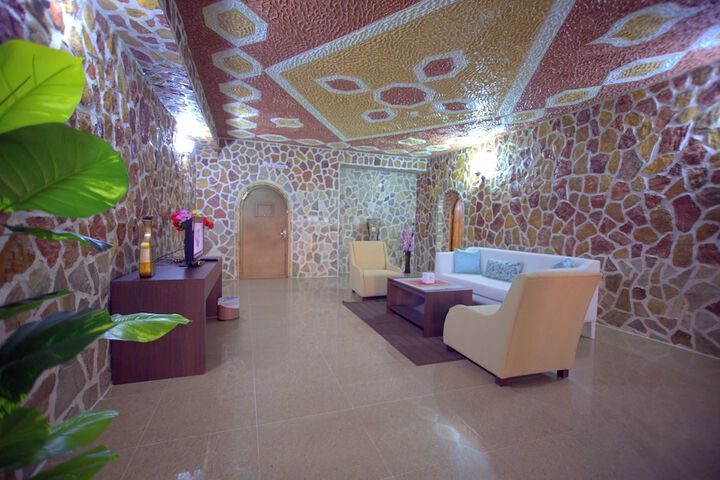 Room 10 of 15