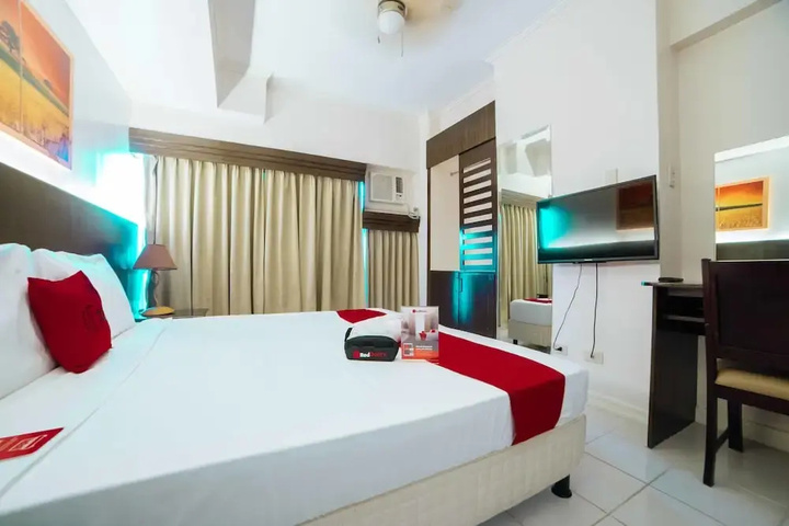 Room 3 of 11