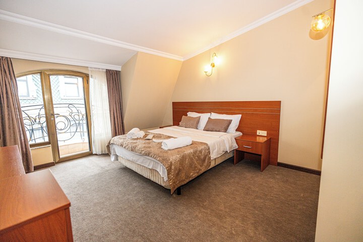Room 26 of 47