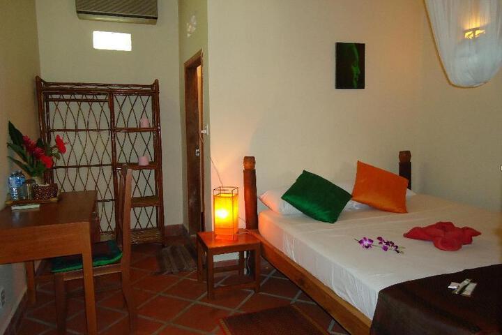 Room 2 of 5