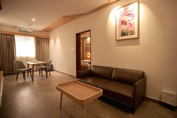 Room 10 of 45