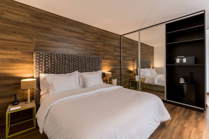 Room 8 of 51