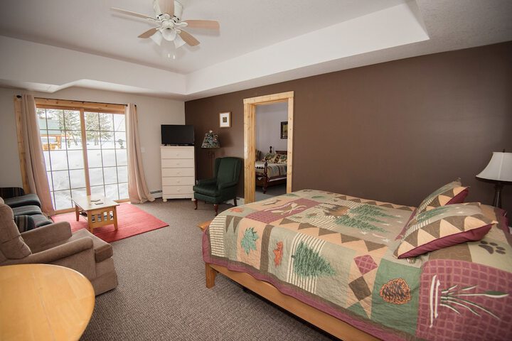 Skyport Lodge in Grand Marais, MN