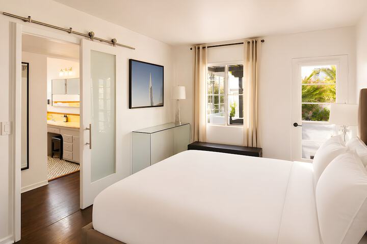 Room 14 of 52