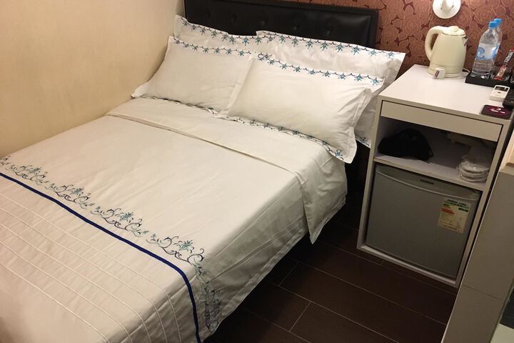 Room 58 of 73