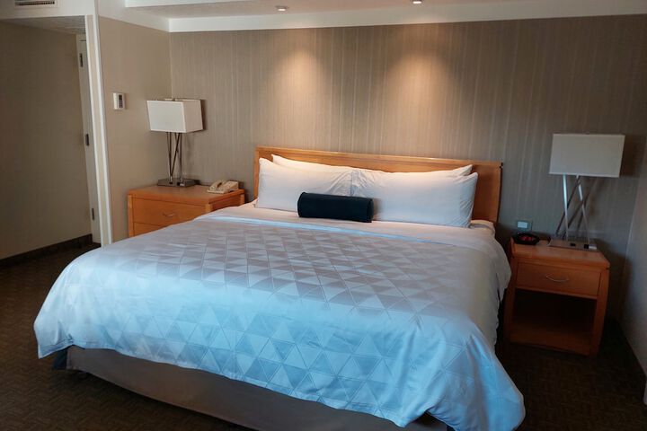 Room 9 of 157