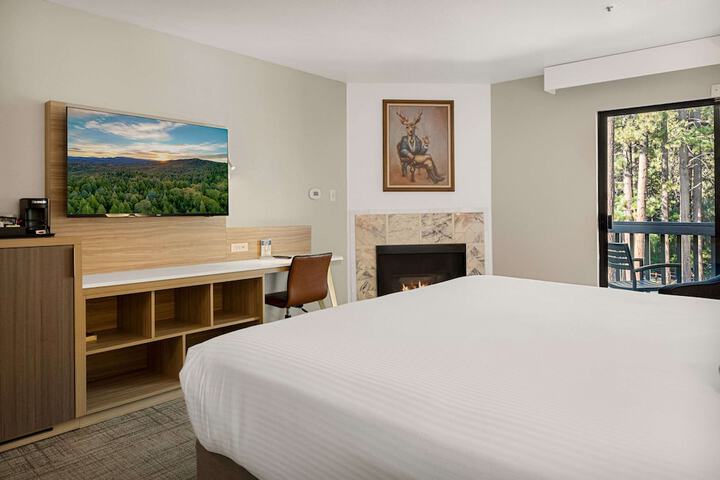 Room 10 of 50