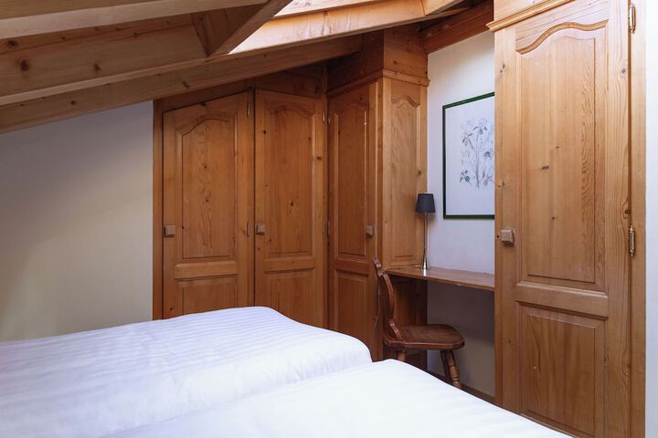 Room 25 of 101