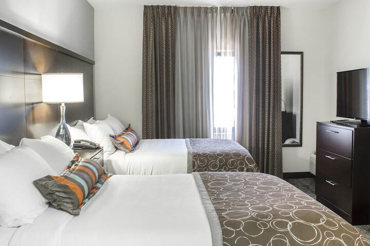 Room 3 of 42