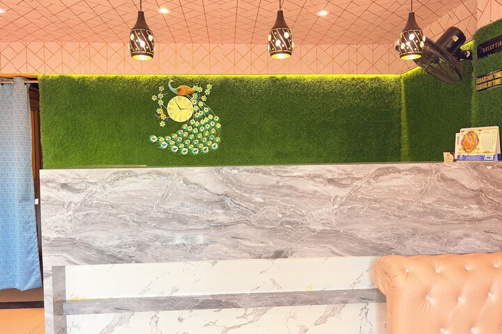 Hotel Interior 4 of 34