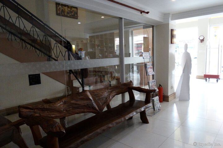 Hotel Interior 4 of 23