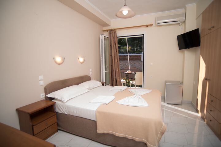 Room 35 of 92