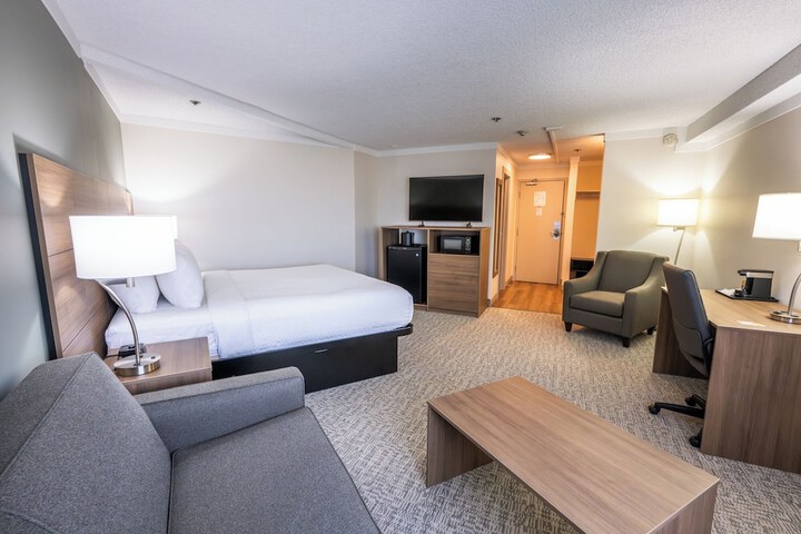 Room 4 of 23