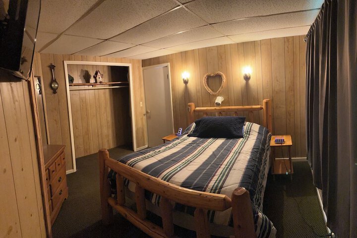 Room 14 of 36