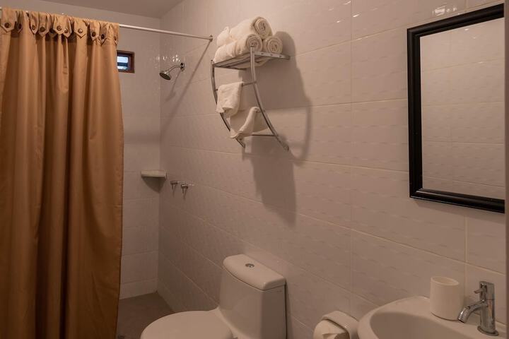 Room 16 of 44