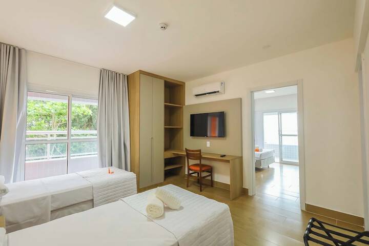 Room 16 of 33