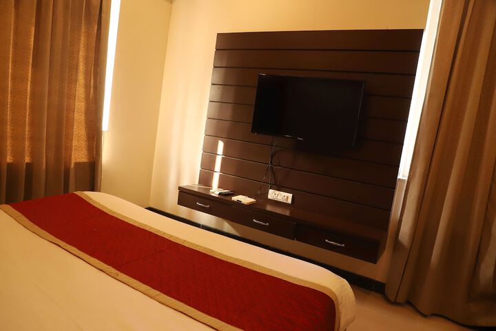 Room 18 of 27