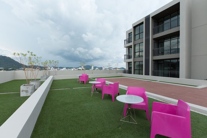 Terrace/Patio 26 of 27