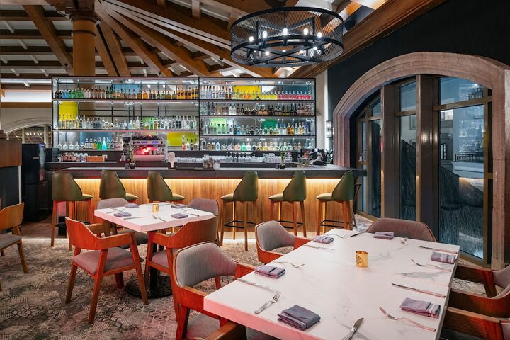 Dining 97 of 162