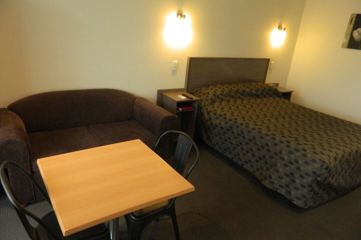 Room 9 of 43