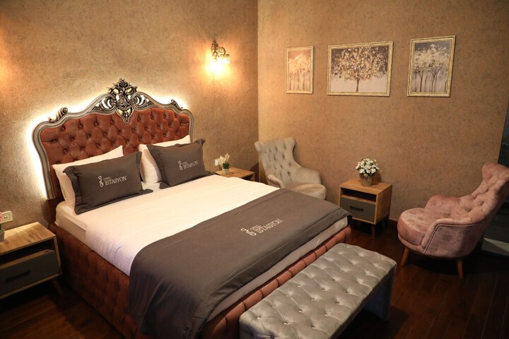 Room 45 of 118