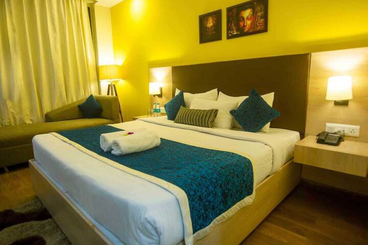 Room 2 of 14