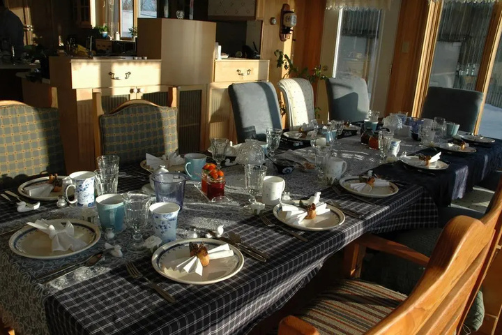 Dining 12 of 12